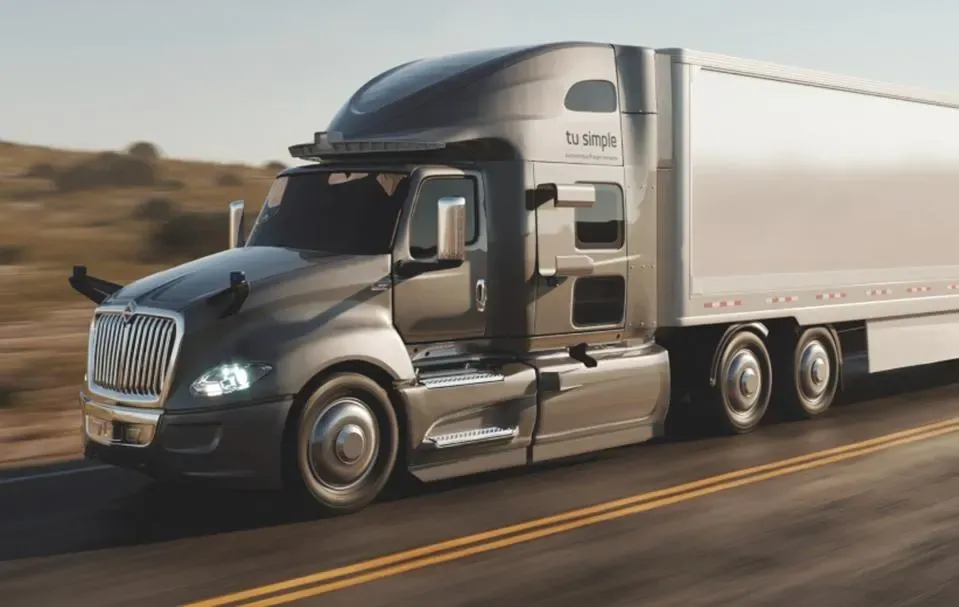 California Rejects Limits on Driverless Trucks
