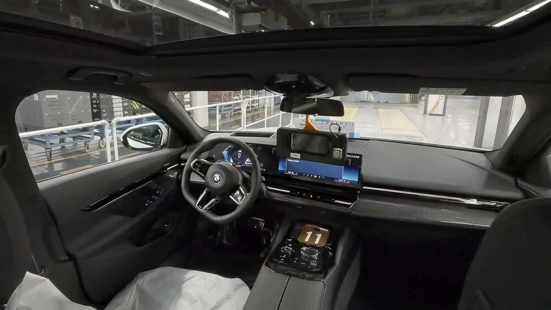 Is Tesla Building a Teleoperations Team?