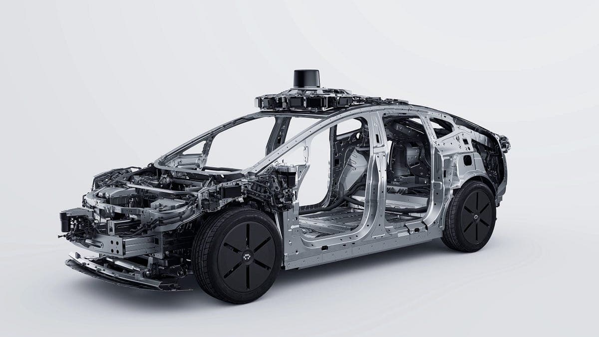 What’s Really Inside The Tensor Robocar?